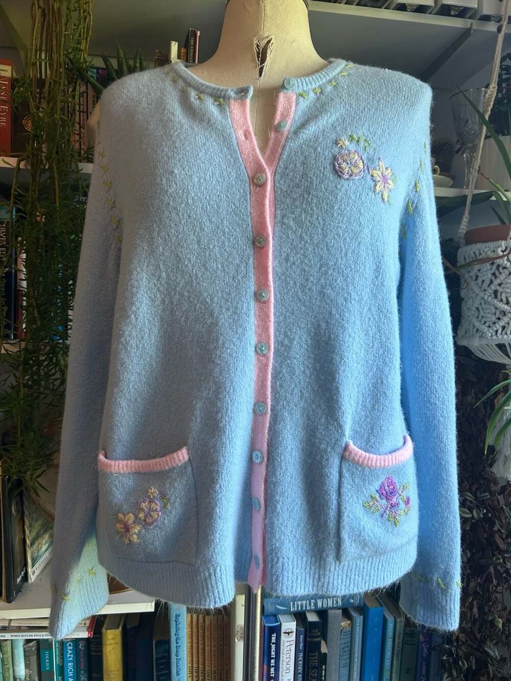 Vintage Floral Embroidered Cardigan Fuzzy Blue Pink